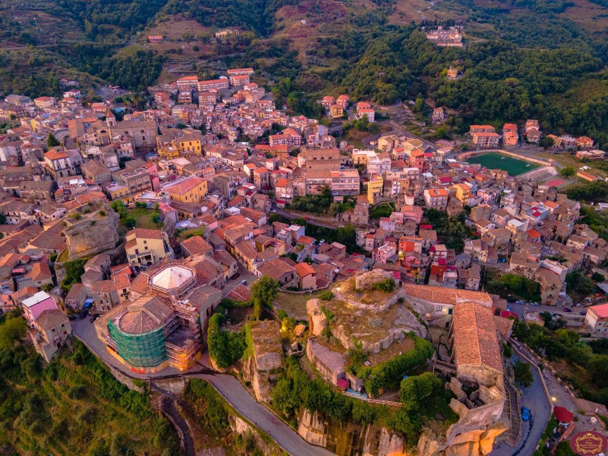 Albergo Diffuso Borgo Santa Caterina "Vintage" Castiglione De Sicilia Buitenkant foto
