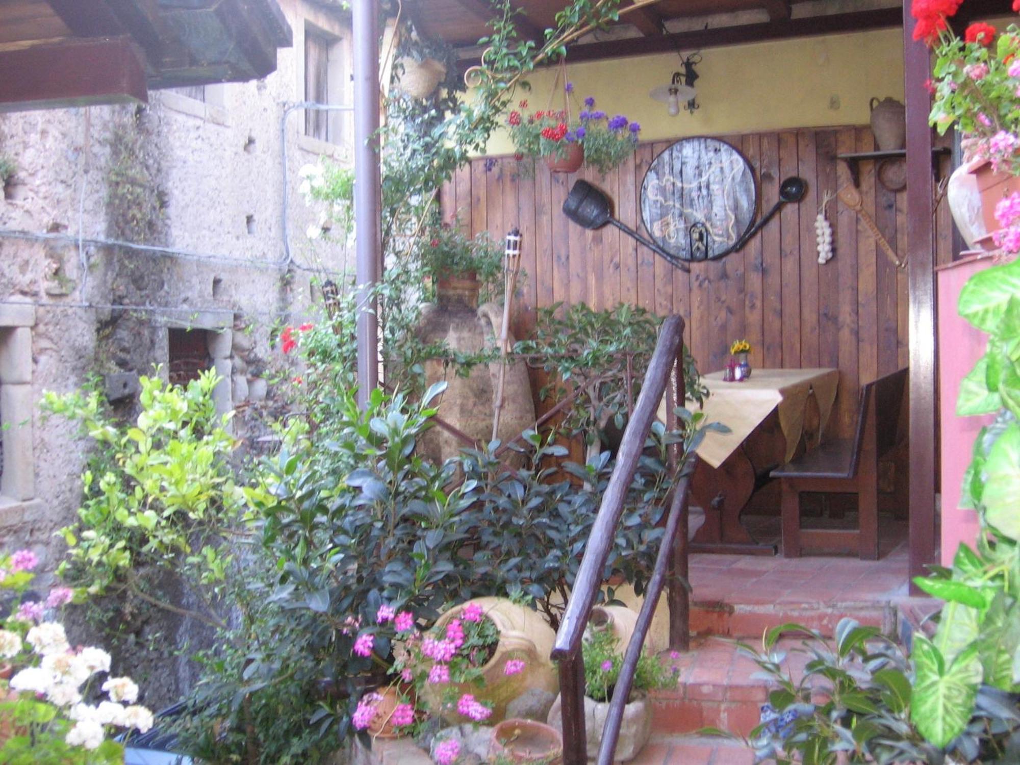 Albergo Diffuso Borgo Santa Caterina "Vintage" Castiglione De Sicilia Buitenkant foto